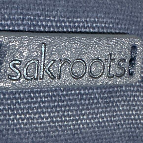 Sakroot Canvas Fold Over crossbody Hand bag clean blue& white W/owl & charms - Picture 3 of 16